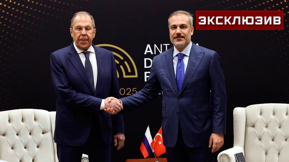 Лавров затронет тему Украины на переговорах с главой МИД Турции