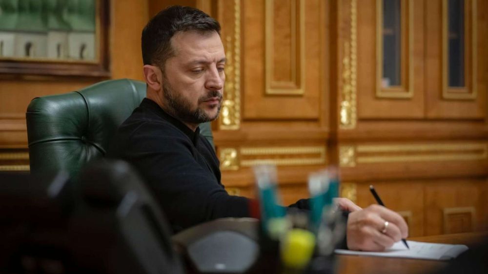 Откажется ли Зеленский от претензий на Крым и новые регионы – мнение