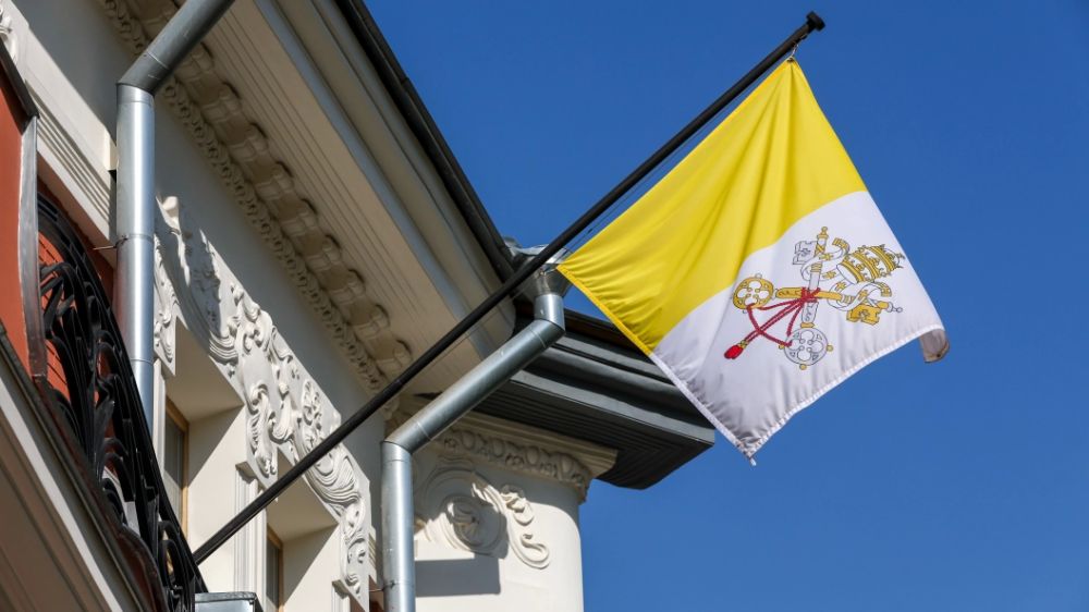 Приветствуем усилия: В Кремле отреагировали на предложение провести переговоры по Украине в Ватикане