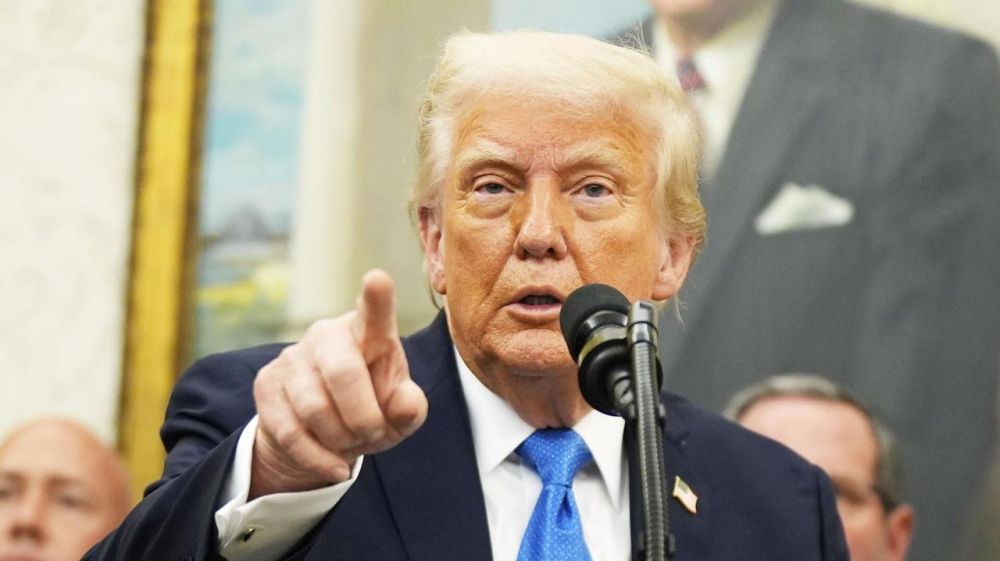 «Сам решу». Трамп на настойчивые пожелания Зеленского* ввести санкции против России заявил, что это может решать только сам президент США