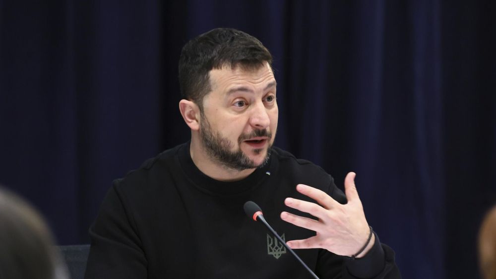 Военкор объяснил, что Зеленский пытается доказать Западу