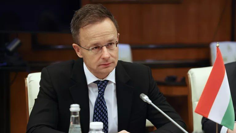 Сийярто обвинил Украину в активной пропаганде против Венгрии