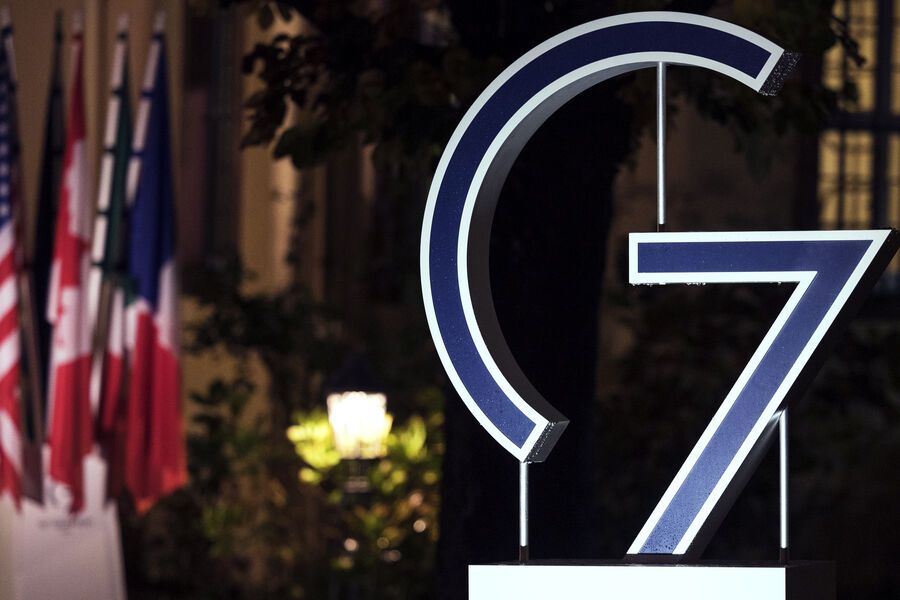 Страны G7 решили продолжать поддержку Украины – Bloomberg