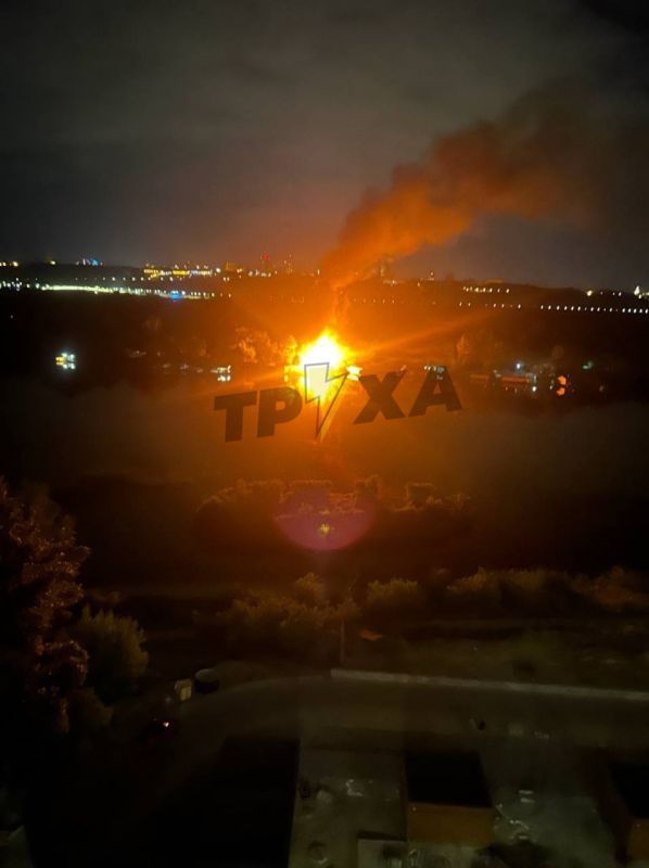 Пожар в Киеве после атаки "Гераней"