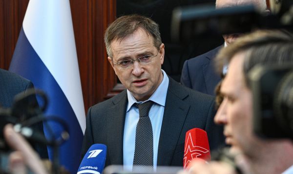 Сторонник жесткой линии. В США испугались Мединского