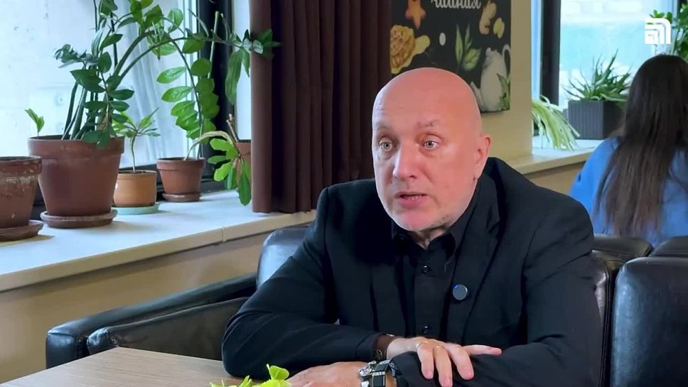 «Мы обязаны их спасти»: Прилепин попросил включить в списки на обмен пострадавших за помощь РФ украинцев