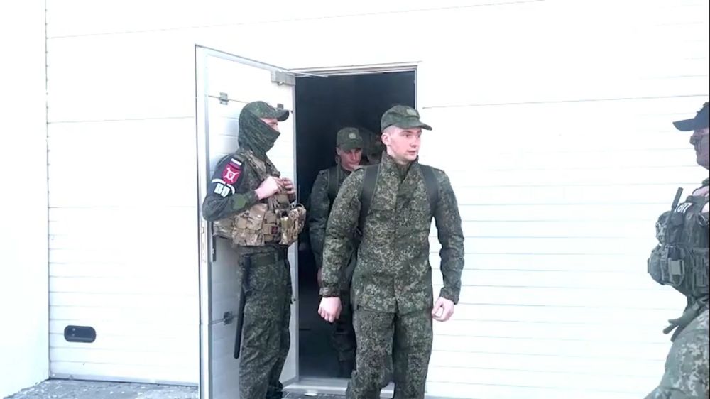 МО РФ: Россия вернула с территории Украины еще 307 военных