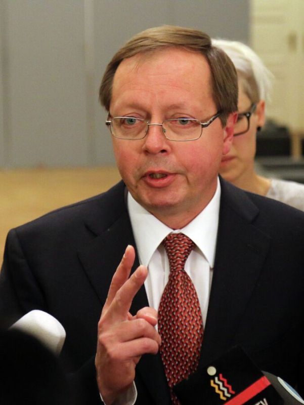 Британцы устали от темы украинского конфликта, заявил Келин