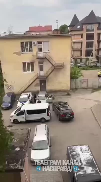 На Украине как всегда, вс добровольно