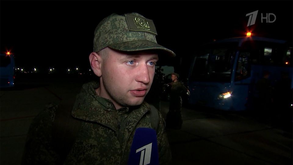 В Россию из украинского плена вернулись 390 человек