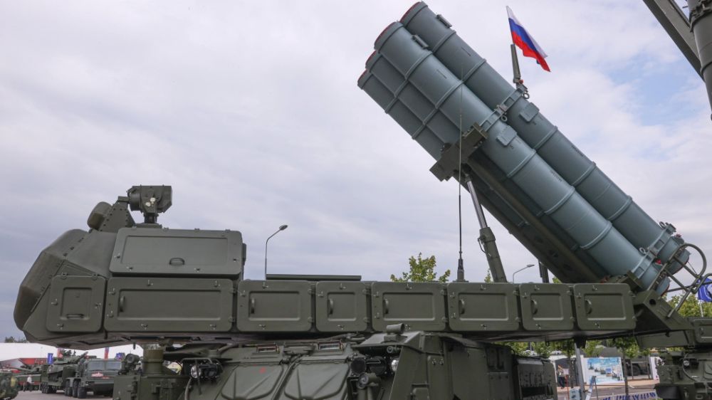 Огненные клубы озарили Киев: В Минобороны России объяснили, что это было