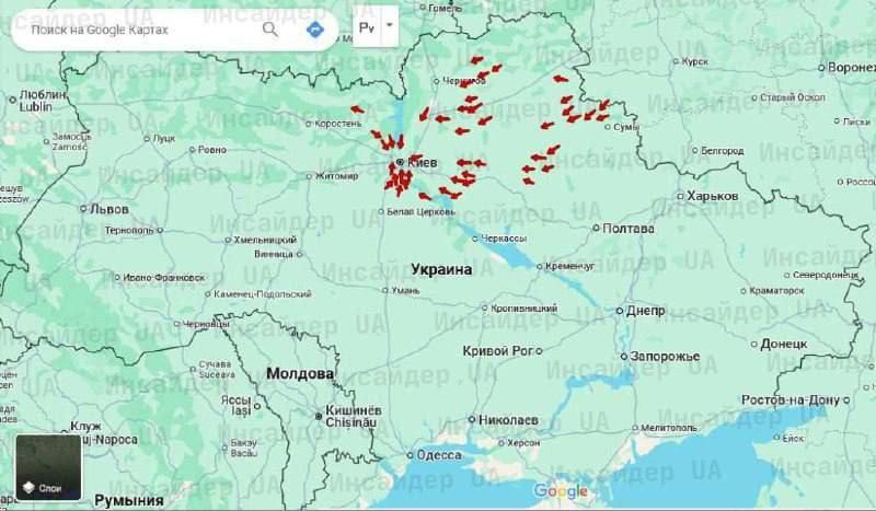 Волна из примерно 50 российских барражирующих боеприпасов приближается к Киеву
