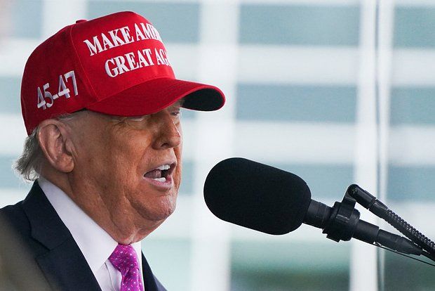 Трамп заявил, что США изучают опыт применения дронов в конфликте на Украине