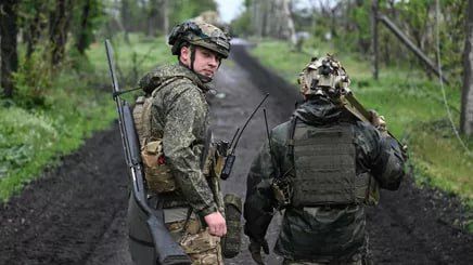 "Тройное удушение". Новая российская тактика умножает резервы ВСУ на ноль