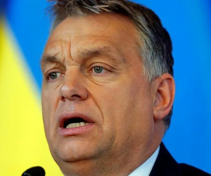 Венгрия намерена не допустить полного отказа ЕС от российских энергоносителей, заявил Орбан