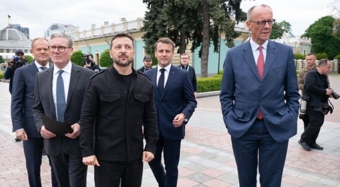 Когда личные амбиции губят страны