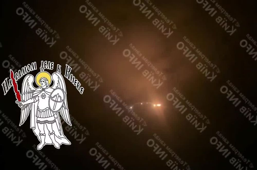 В Киеве прозвучали взрывы, работают БПЛА Герани