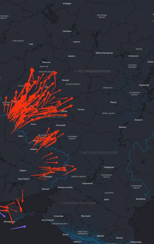 «Молчание Америки, молчание других в мире только поощряет Путина. Мир может пойти на уик-энд, но война продолжается, несмотря на выходные и будни. Это нельзя игнорировать», – Зеленский