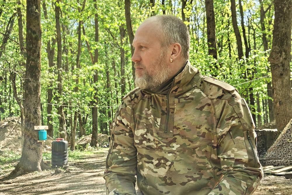 Однажды Биус увидел клип о бесчинствах неонацистов в Донбассе