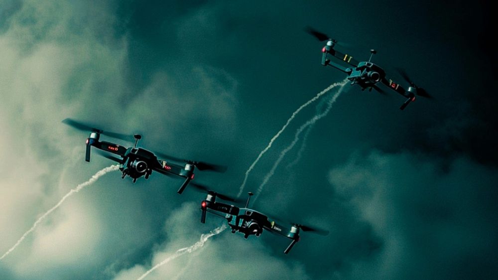 Россия отвечает роем дронов: Сотни русских беспилотников атакуют пять украинских регионов