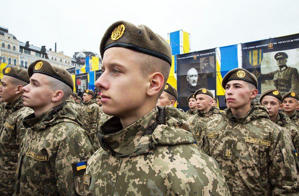 ВСУ не смогли привлечь молодежь ни массовой рекламой, ничем другим