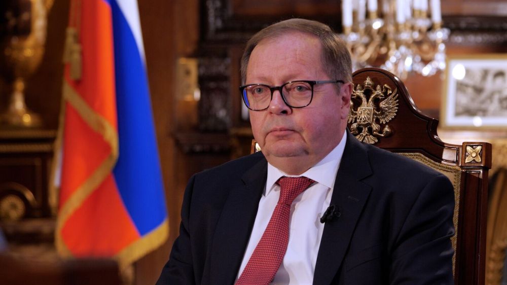 Британские дипломаты разучились разговаривать с коллегами, заявил Келин