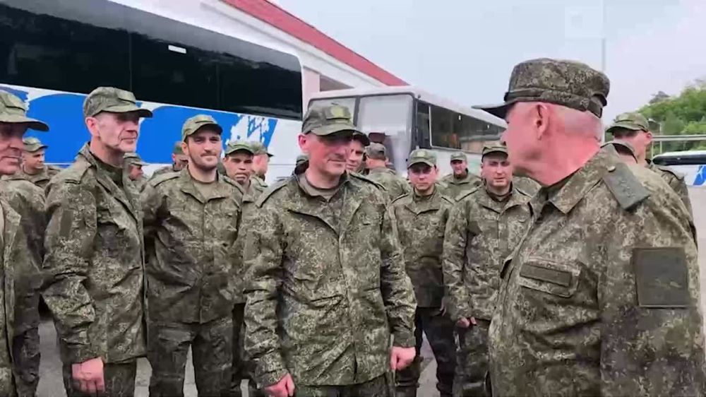 Россия рассчитывает, что завершившийся обмен пленными создаст благоприятную атмосферу для обсуждения урегулирования украинского кризиса, заявил замминистра обороны Фомин