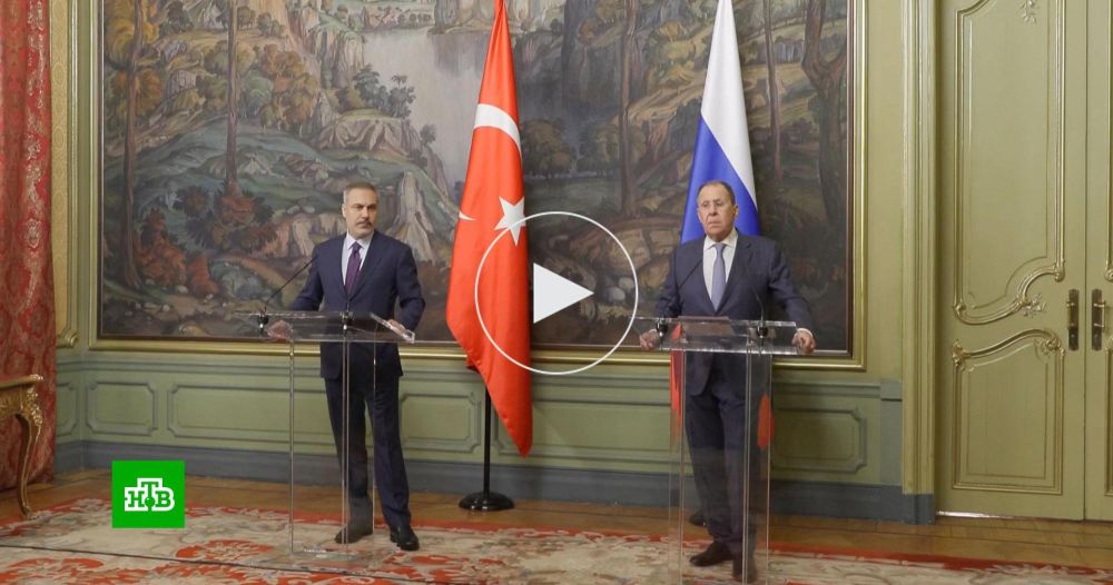 Лавров объяснил «эмоции» Трампа украинскими атаками по вертолету Путина