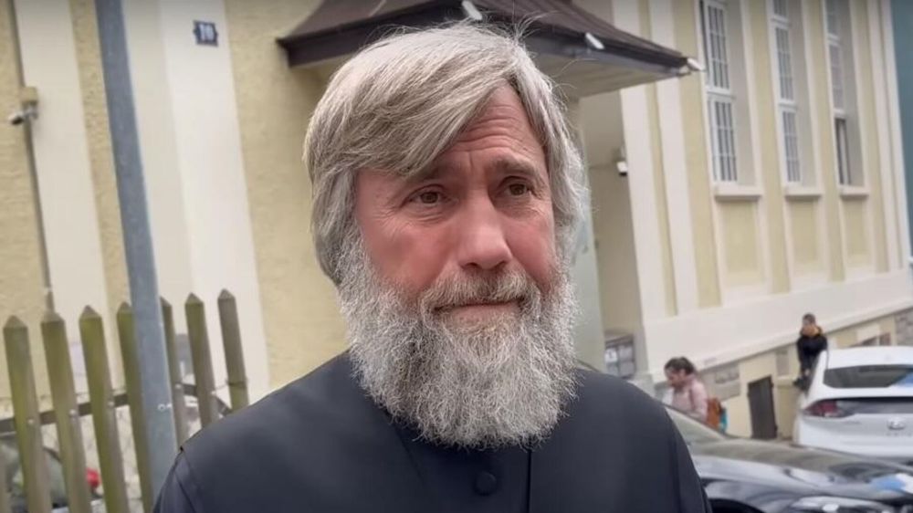 Пытается достучаться до Трампа и изобличает Зеленского. Чем занимается украинский олигарх Вадим Новинский