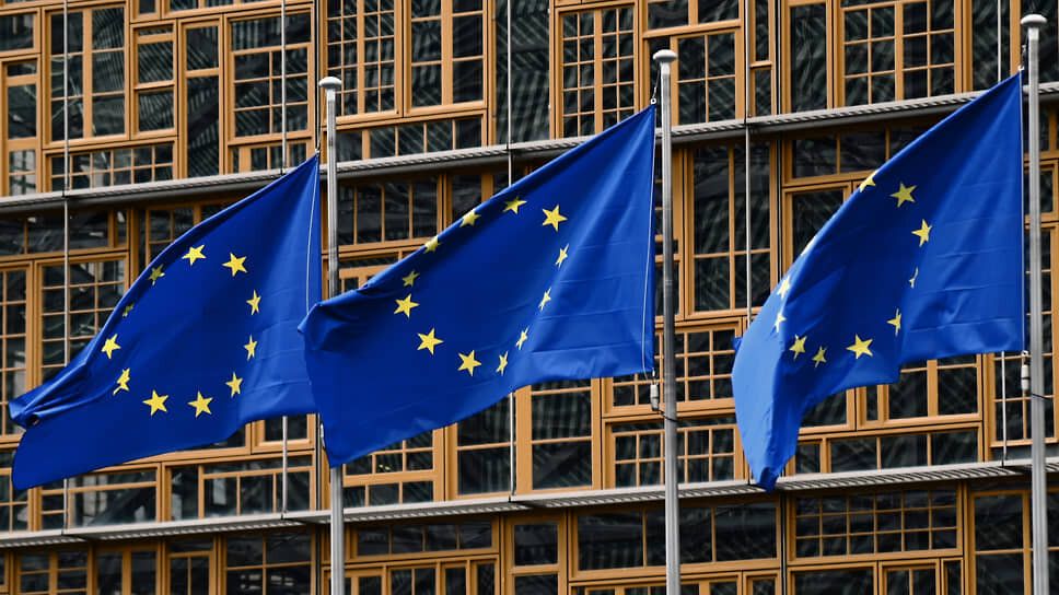 ЕС может превратиться в новый военный блок