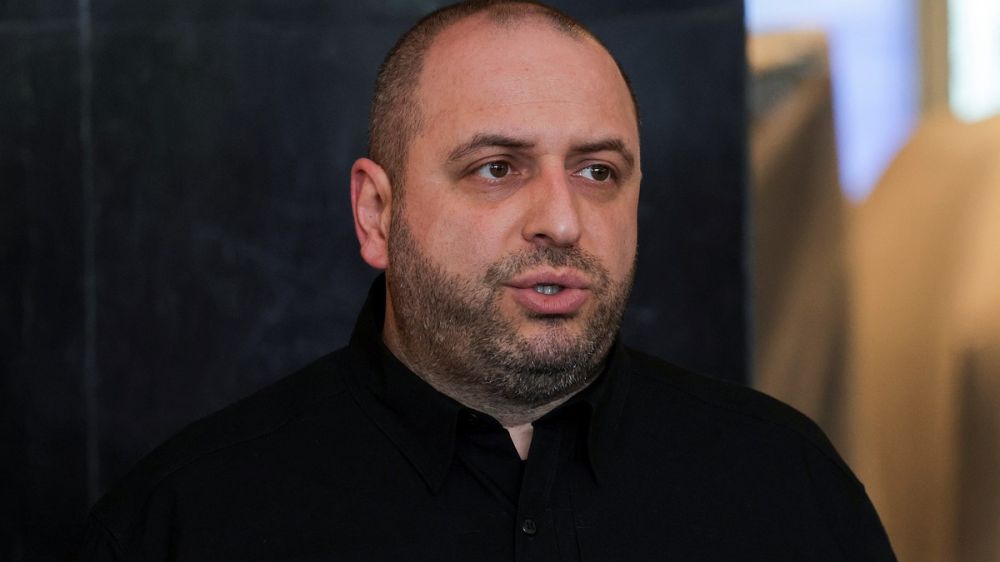 Зеленский заявил, что Умеров провел телефонные переговоры с Мединским