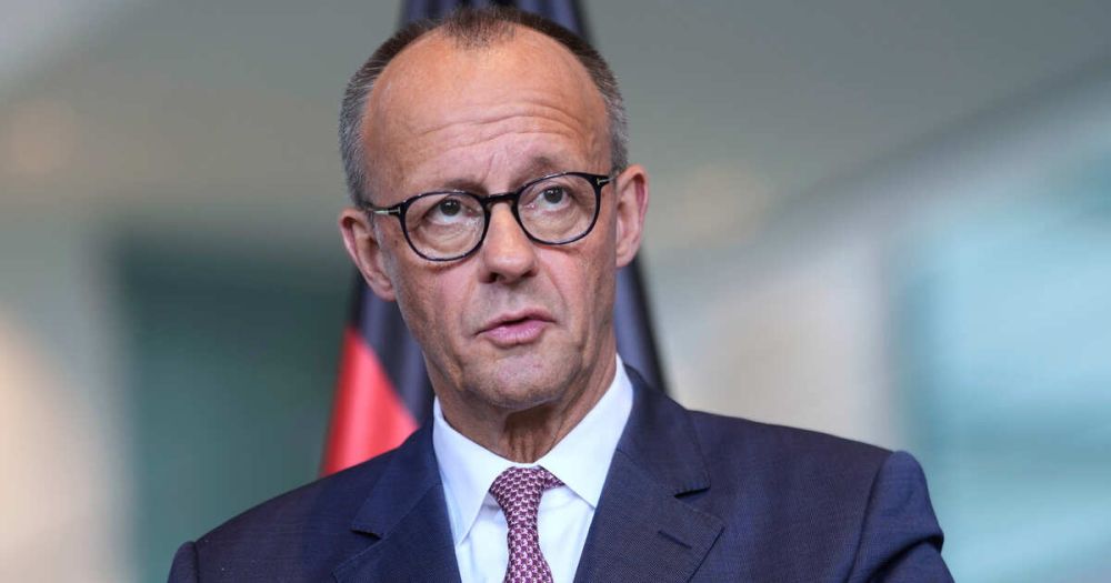 Песков: заявления Мерца по дальнобойному оружию мешают урегулированию на Украине