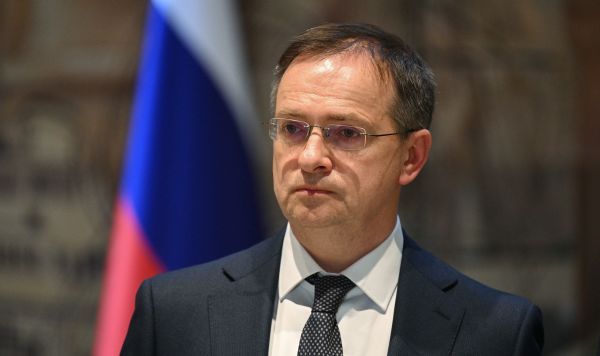 Мединский: Россия готова по пунктам обсуждать прекращение огня