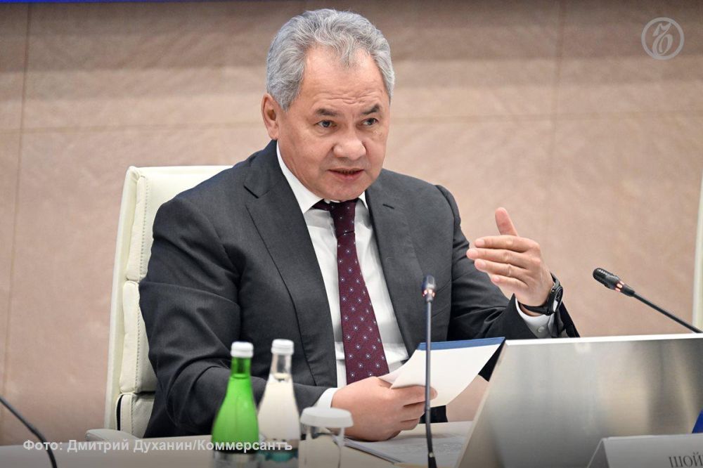 России тоже «есть какие запреты снимать» в ответ на отмену странами Европы ограничений на поставки Украине дальнобойного оружия, заявил секретарь Совбеза РФ Сергей Шойгу