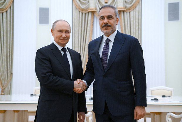 Фидан на встрече с Путиным получил реакцию России на переговоры с Киевом