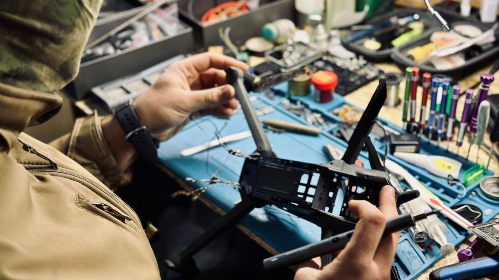 "Вместе мы бы сделали быстрее": эксперт о достижениях России в электронике и сотрудничестве с Китаем