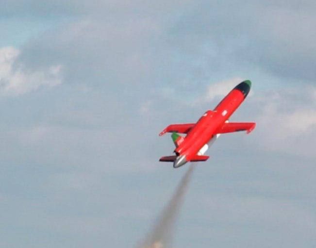 Алексей Живов: Помню, в 2023 году на выставке подхожу к ребятам, которые делают такие машины и говорю: «переделайте в камикадзе!»