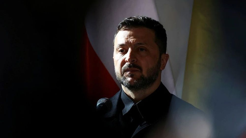 На Украине в попытке сбежать от РФ отменили День защиты детей: Зеленский подписал странный указ