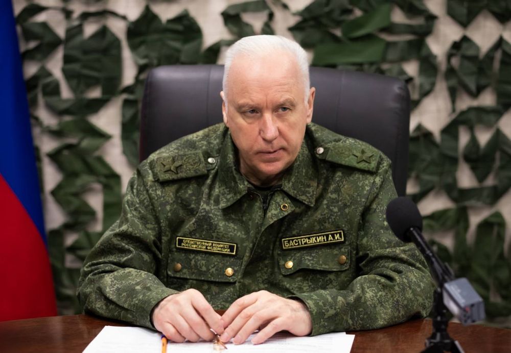 Председатель СКР провел оперативное совещание в Луганске