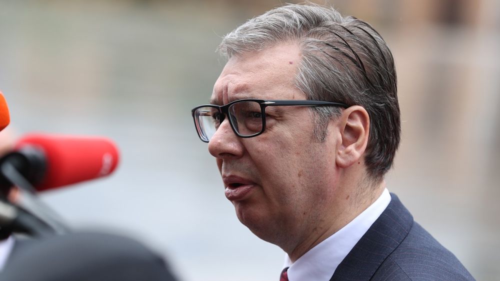 Вучич отреагировал на скандал вокруг сербских поставок оружия Киеву: уже был разговор с Путиным