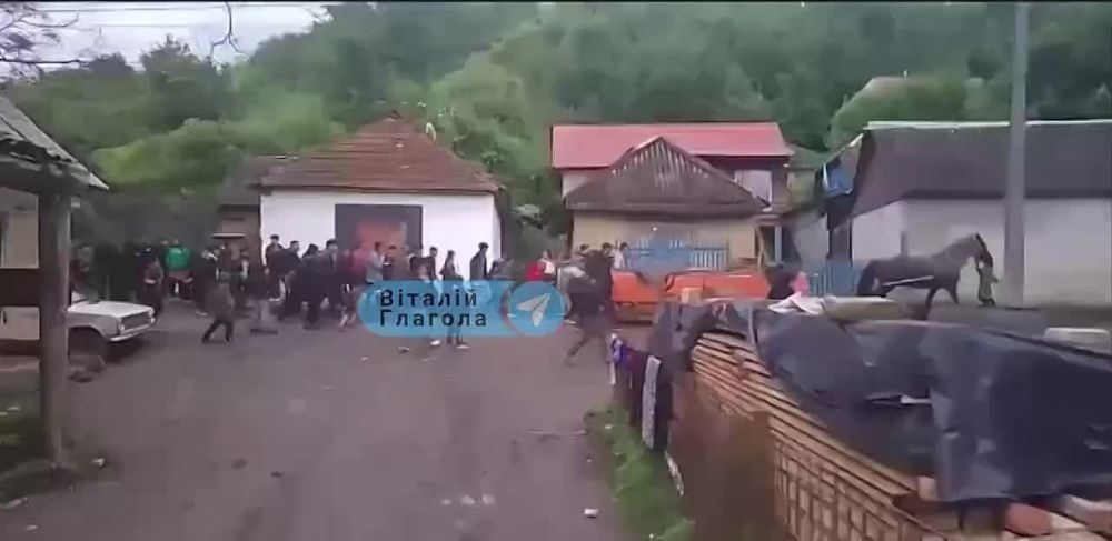 Украинские силовики открыли огонь по цыганскому табору