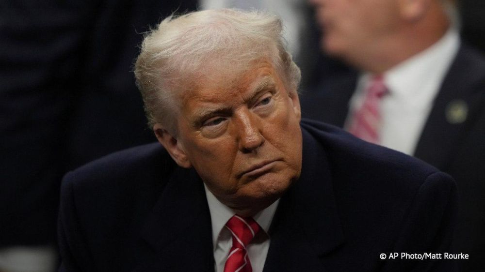 Трамп не хочет оказывать давление на Москву, так как его больше интересует перезагрузка отношений с РФ, чем Киев, пишет Politico