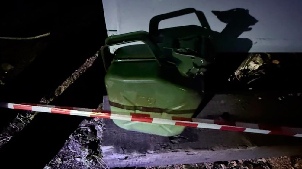 ФСБ задержала шесть человек за поджоги по заданию спецслужб Украины