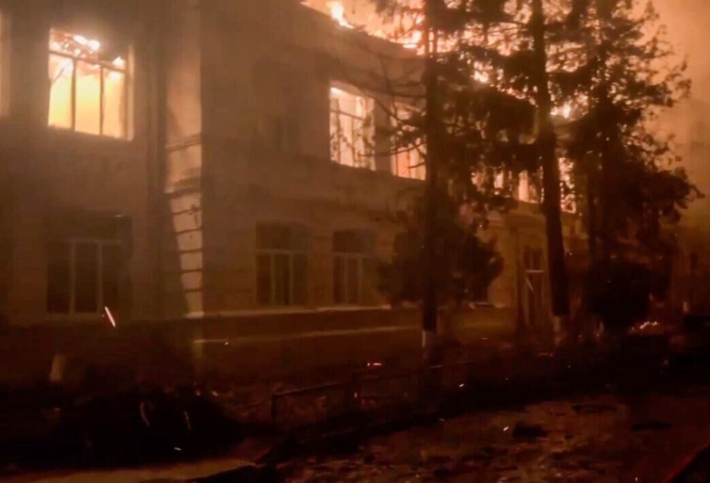 СК зафиксировал последствия украинского удара по жилым домам в Рыльске