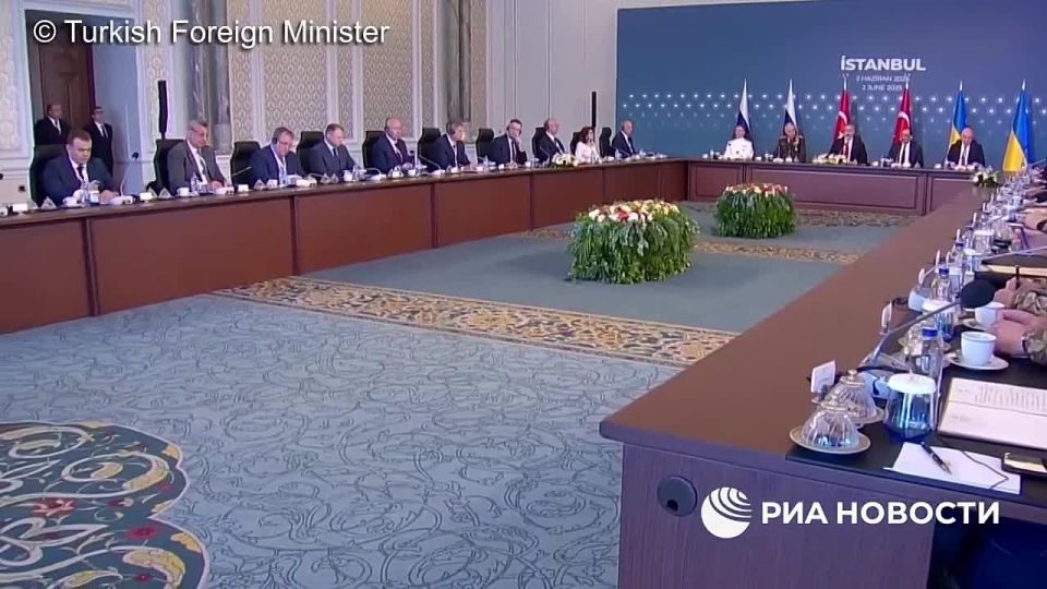 Турция рассчитывает на результативность встречи России и Украины в Стамбуле, заявил глава турецкого МИД Хакан Фидан