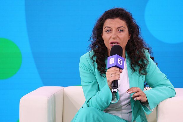 Симоньян заявила, что не ждет от переговоров ничего, о чем стоило бы написать