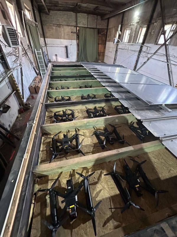 Дроны на GSM-связи. Вчерашняя атака породила дискуссии о том, как управлялись FPV-дроны противника, находясь на таком удалении от украинской территории