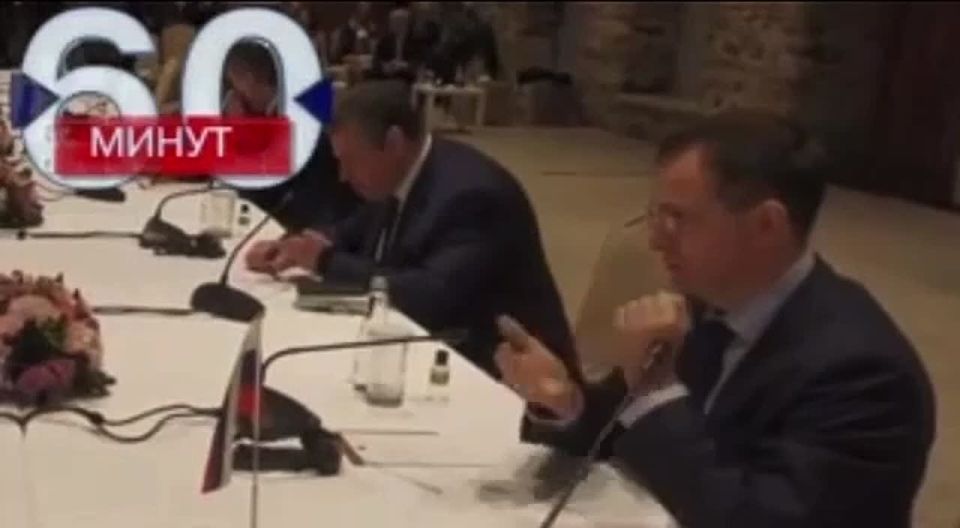 Мединский на пальцах объяснил украинцам, что с ними будет, если условия России не будут приняты