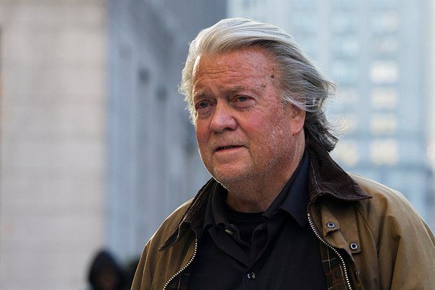 Бэннон: Атакой на аэродромы Зеленский втягивает США в конфликт с Россией