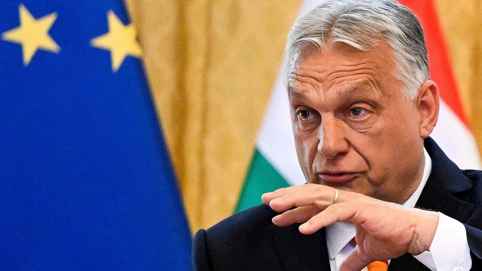 Орбан рассказал об ударе ЕС по России, а латвийского депутата выгнали за русский язык: что произошло 5 июня